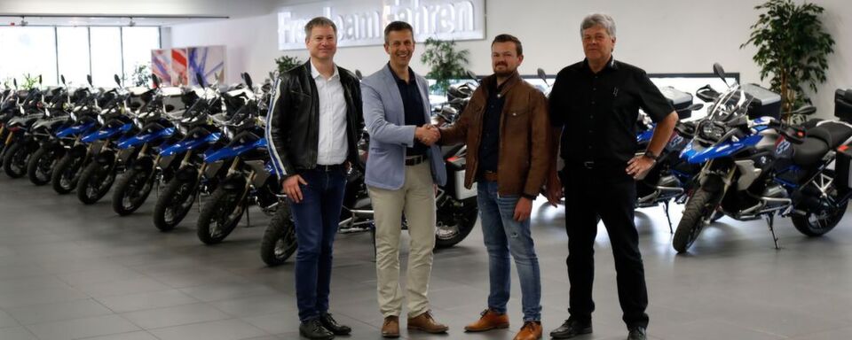 So geht Flottengeschäft: (v.li.) Henning Putzke, Rainer Buck, Patrick Martin und Georg Martin. So geht Flottengeschäft: (v.li.) Henning Putzke, Rainer Buck, Patrick Martin und Georg Martin.
