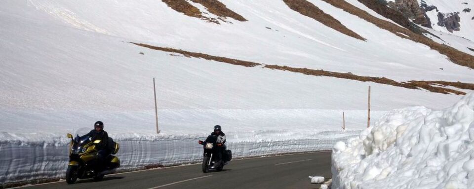 Seit Ende April ist die Großglockner Hochalpenstraße wieder befahrbar. Seit Ende April ist die Großglockner Hochalpenstraße wieder befahrbar.
