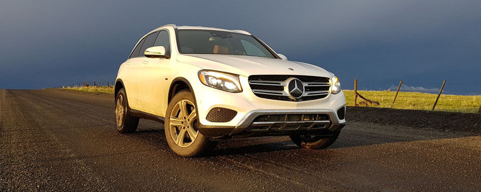 Der Mercedes-Benz GLC 350e zeigte sich nach einer Woche und 1.600 Kilometern im amerikanischen Nordwesten von seiner wahren Seite. Der Mercedes-Benz GLC 350e zeigte sich nach einer Woche und 1.600 Kilometern im amerikanischen Nordwesten von seiner wahren Seite.
