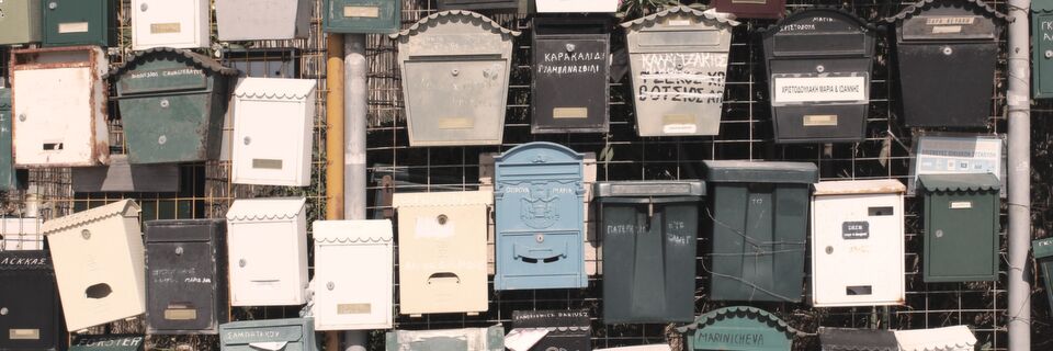 Ein ausreichend großer Verteiler ist die Basis für jede E-Mail-Marketing-Maßnahme. Ein ausreichend großer Verteiler ist die Basis für jede E-Mail-Marketing-Maßnahme.