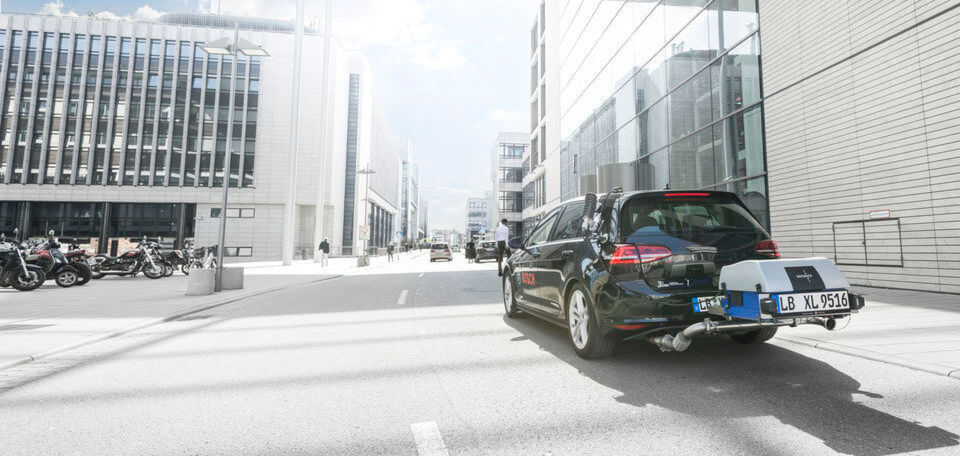 Die Entwicklungskosten für die neue Dieseltechnologie lagen bei einer zweistelligen Millionensumme. Die Entwicklungskosten für die neue Dieseltechnologie lagen bei einer zweistelligen Millionensumme.