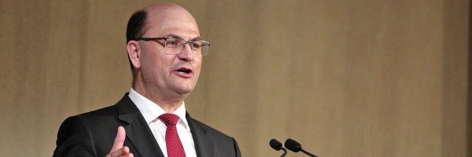 Bayerns neuer CIO, Staatsminister Albert Füracker, will die Erfahrungen des Freistaats auch bei einem Digitalisierungsprogramm II des IT-Planungsrates einbringen Bayerns neuer CIO, Staatsminister Albert Füracker, will die Erfahrungen des Freistaats auch bei einem Digitalisierungsprogramm II des IT-Planungsrates einbringen