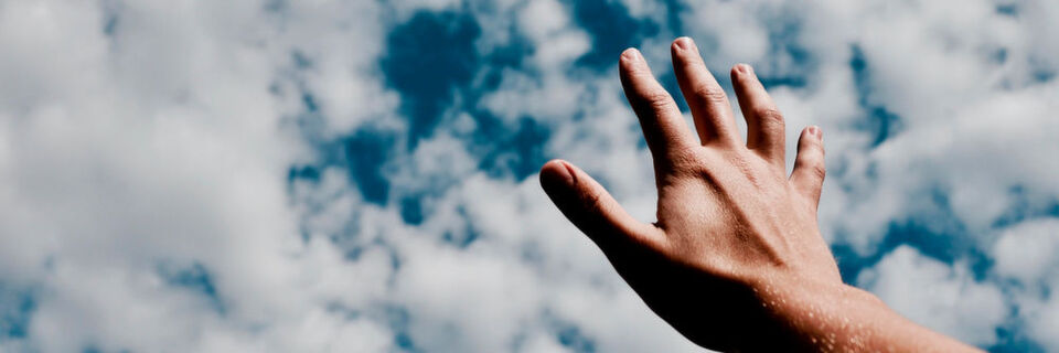 Das CMS in die Cloud migrieren: So richtig abheben oder doch nur heiße Luft? Eine Orientierungshilfe von Boris Kraft, Chief Visionary Office bei Magnolia. Das CMS in die Cloud migrieren: So richtig abheben oder doch nur heiße Luft? Eine Orientierungshilfe von Boris Kraft, Chief Visionary Office bei Magnolia.