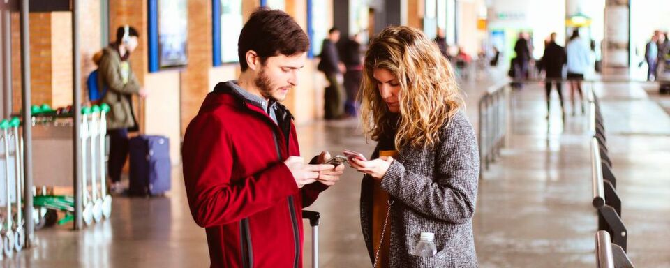 Algorithmen sind heute fester Bestandteil unseres Alltags. Allerdings herrscht weitgehend Unwissenheit darüber in Deutschland, wo sie überhaupt zum Einsatz kommen. Algorithmen sind heute fester Bestandteil unseres Alltags. Allerdings herrscht weitgehend Unwissenheit darüber in Deutschland, wo sie überhaupt zum Einsatz kommen.