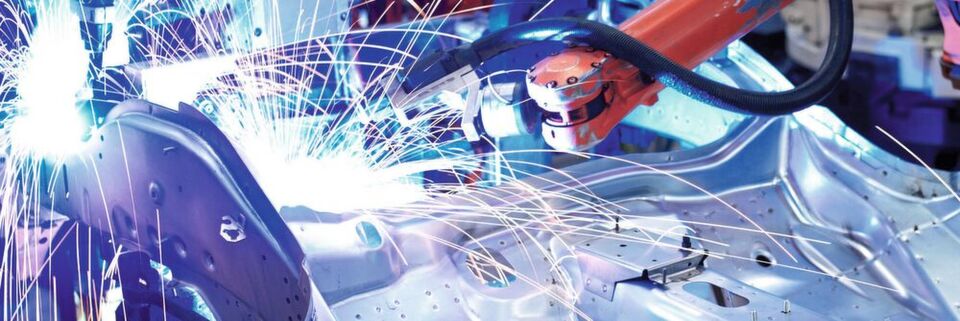 Damit Industrie 4.0 funktioniert, bedarf es reibungslos funktionierender Supply Chains. Damit Industrie 4.0 funktioniert, bedarf es reibungslos funktionierender Supply Chains.