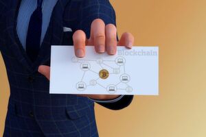 Wesentliche Forderungen der EU-DSGVO kann die Blockchain-Technologie wegen ihrer speziellen Architektur nicht erfüllen. Es gibt aber Möglichkeiten, diese Klippen zu umschiffen. Wesentliche Forderungen der EU-DSGVO kann die Blockchain-Technologie wegen ihrer speziellen Architektur nicht erfüllen. Es gibt aber Möglichkeiten, diese Klippen zu umschiffen.