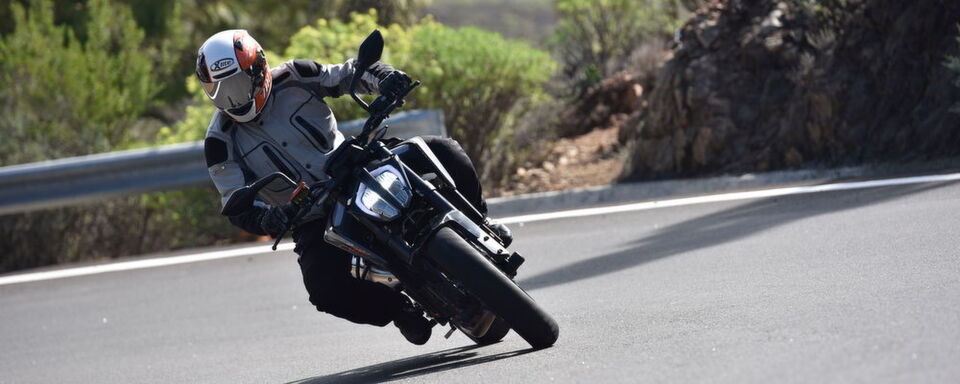 Mai-Neuzulassungen - die Statistik. Modelle wie die KTM Duke 790 befeuern den Markt. Mai-Neuzulassungen - die Statistik. Modelle wie die KTM Duke 790 befeuern den Markt.