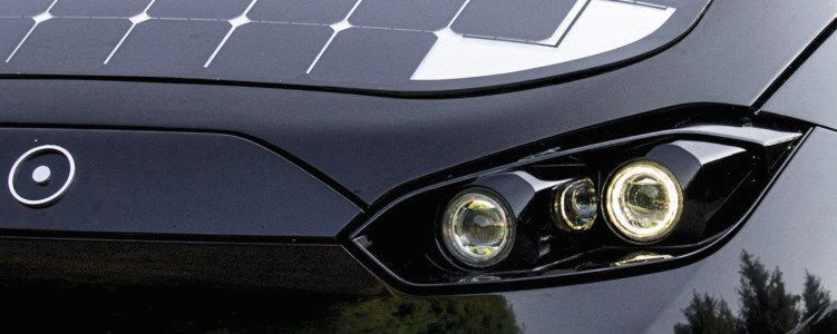 Der Frontscheinwerfer des Prototypen – für die Serie entwickeln Sono Motors und ASG gemeinsam eine neue LED-Scheinwerfertechnologie. Der Frontscheinwerfer des Prototypen – für die Serie entwickeln Sono Motors und ASG gemeinsam eine neue LED-Scheinwerfertechnologie.