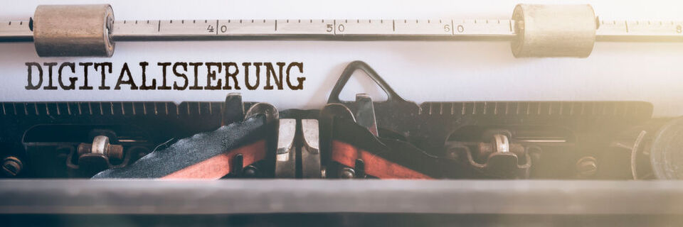 Deutsche Behörden und Verwaltungen sollten bei der Digitalisierung die Nutzerorientierung in den Vordergrund stellen und nicht an ineffizienten Strukturen festhalten. Deutsche Behörden und Verwaltungen sollten bei der Digitalisierung die Nutzerorientierung in den Vordergrund stellen und nicht an ineffizienten Strukturen festhalten.