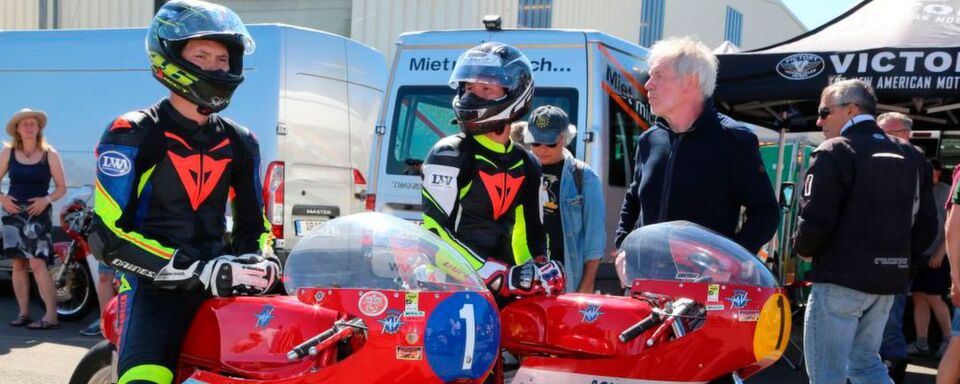 Die legendären MV Agusta-Rennmaschinen werden die Zuschauer auf dem Flugplatzkurs in Walldürn begeistern. Die legendären MV Agusta-Rennmaschinen werden die Zuschauer auf dem Flugplatzkurs in Walldürn begeistern.