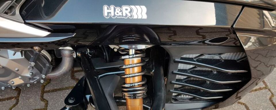 Die neue Feder von H&R soll perfekt auf den F3 zugeschnitten sein. Die neue Feder von H&R soll perfekt auf den F3 zugeschnitten sein.