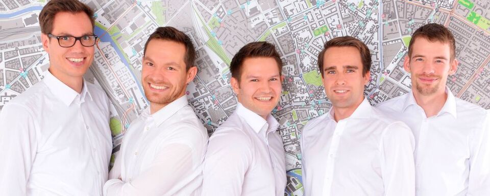 Die Gesellschafter von Geospin: (v. li.) Johannes Bendler, Niklas Goby, Sebastian Wagner, Tobias Brandt und Christoph Gebele. Die Gesellschafter von Geospin: (v. li.) Johannes Bendler, Niklas Goby, Sebastian Wagner, Tobias Brandt und Christoph Gebele.