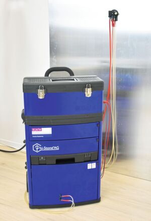 The Kiel University research group and its partner, the Kiel start-up Phi-Stone, presented their mobile prototype “Metalangelo” at Hannover Messe 2018. The Kiel University research group and its partner, the Kiel start-up Phi-Stone, presented their mobile prototype “Metalangelo” at Hannover Messe 2018.