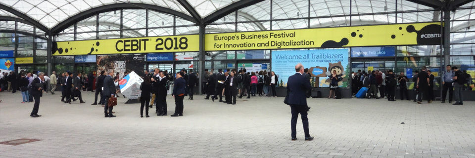 Die Cebit 2018 ist immer noch eine IT-Messe – Festival und verordnete Coolness wirken teilweise etwas aufgesetzt. Die Cebit 2018 ist immer noch eine IT-Messe – Festival und verordnete Coolness wirken teilweise etwas aufgesetzt.