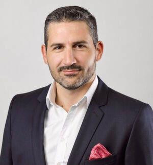 Vincent Barro, Vice-President Switzerland & End-Users DACH: „Edge-Datacenter nicht nur ein Appendix der klassischen Cloud, sondern eine der Schlüsseltechnologien zur digitalen industriellen Weiterentwicklung.“ Vincent Barro, Vice-President Switzerland & End-Users DACH: „Edge-Datacenter nicht nur ein Appendix der klassischen Cloud, sondern eine der Schlüsseltechnologien zur digitalen industriellen Weiterentwicklung.“
