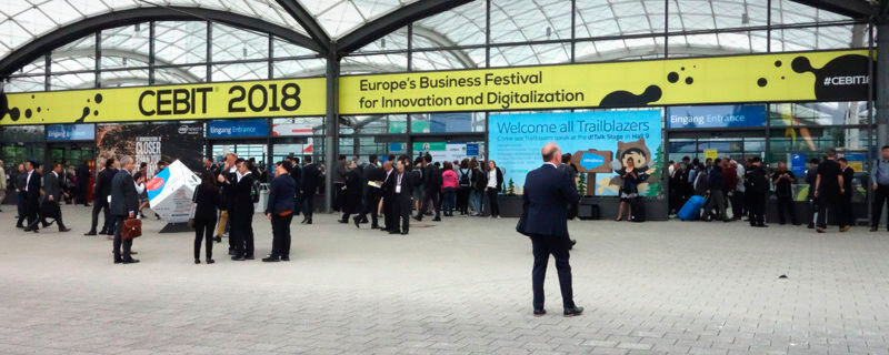 Die Cebit 2018 ist immer noch eine IT-Messe – Festival und verordnete Coolness wirken teilweise etwas aufgesetzt. Die Cebit 2018 ist immer noch eine IT-Messe – Festival und verordnete Coolness wirken teilweise etwas aufgesetzt.