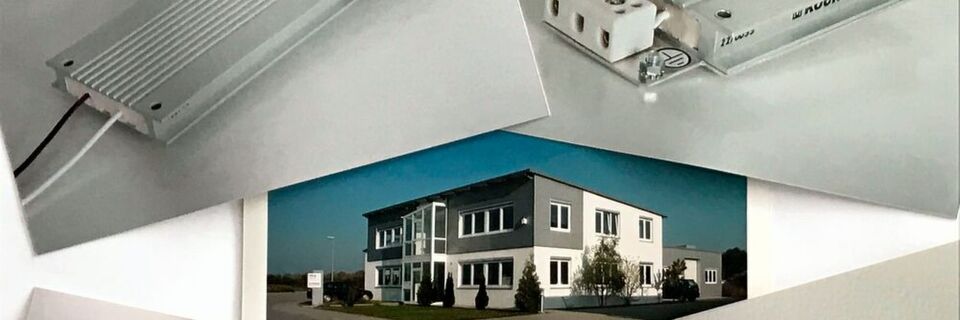 Um das damalige „Fabrikle“ der Michael Koch GmbH herum gruppiert: Produkt-Pressefotos aus dem Jahr 1999. Um das damalige „Fabrikle“ der Michael Koch GmbH herum gruppiert: Produkt-Pressefotos aus dem Jahr 1999.