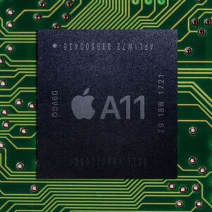 Die Secure Enclave ist ein besonders geschützter Bereich in Apple-CPUs seit dem A7-Chip. Das iOS Forensic Toolkit 4 von Elcomsoft umgeht diesen Schutz jetzt angeblich und kann so auf den iOS-Schlüsselbund zugreifen. Die Secure Enclave ist ein besonders geschützter Bereich in Apple-CPUs seit dem A7-Chip. Das iOS Forensic Toolkit 4 von Elcomsoft umgeht diesen Schutz jetzt angeblich und kann so auf den iOS-Schlüsselbund zugreifen.