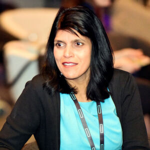 Beena Ammanath, Vice President für künstliche Intelligenz, Daten und Innovation bei HPE: „Wir sind davon überzeugt, dass alle Daten wertvoll sind. Unsere Vision für Memory-Driven Computing ist, dass Kunden jedes einzelne Bit ihrer Daten erfassen, speichern und verfeinern können – und das bis zu 10.000-mal schneller als mit bisherigen Lösungen.“ Beena Ammanath, Vice President für künstliche Intelligenz, Daten und Innovation bei HPE: „Wir sind davon überzeugt, dass alle Daten wertvoll sind. Unsere Vision für Memory-Driven Computing ist, dass Kunden jedes einzelne Bit ihrer Daten erfassen, speichern und verfeinern können – und das bis zu 10.000-mal schneller als mit bisherigen Lösungen.“