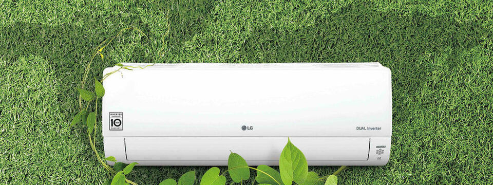 Nicht nur in Bezug auf große Anlagen, etwa Rechenzentren, findet die Diskussion um alternative Kühlmittel statt; abgebildet ist ein LG-Air-Conditioning-Gerät quasi für den Hausgebrauch. Nicht nur in Bezug auf große Anlagen, etwa Rechenzentren, findet die Diskussion um alternative Kühlmittel statt; abgebildet ist ein LG-Air-Conditioning-Gerät quasi für den Hausgebrauch.
