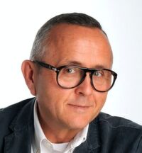 Ulvi Aydin ist ein erfahrener, ergebnisorientierter und international agierender CEO und CSO. Ulvi Aydin ist ein erfahrener, ergebnisorientierter und international agierender CEO und CSO.