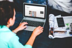 Um die Unternehmen vor dem Aussterben zu bewahren, müssen sich Unternehmen die Frage sellen, welche Touchpoints Konsumenten ansteuern. Um die Unternehmen vor dem Aussterben zu bewahren, müssen sich Unternehmen die Frage sellen, welche Touchpoints Konsumenten ansteuern.
