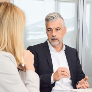 „Wir wissen schon seit längerem, dass sich kurze Entwicklungszeiten nicht realisieren lassen, wenn wir Projekte seriell durchführen“, erklärt Wago-Entwicklungsleiter Frank Hartmann. „Wir wissen schon seit längerem, dass sich kurze Entwicklungszeiten nicht realisieren lassen, wenn wir Projekte seriell durchführen“, erklärt Wago-Entwicklungsleiter Frank Hartmann.