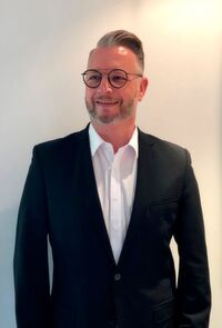 Wilfried Tollet leitet seit 2017 als Sales Manager die deutsche Niederlassung des Britischen AV-Spezialdistributors Sahara Presentation Systems, der Clevertouch als Eigenmarke vertreibt. Wilfried Tollet leitet seit 2017 als Sales Manager die deutsche Niederlassung des Britischen AV-Spezialdistributors Sahara Presentation Systems, der Clevertouch als Eigenmarke vertreibt.