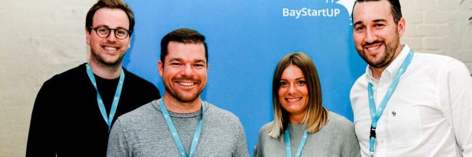 Das Würzburger Start-up Scoutbee konnte sich beim Businessplan Wettbewerb Nordbayern gegen 118 Mitbewerber durchsetzen und erreichte den ersten Platz. Das Würzburger Start-up Scoutbee konnte sich beim Businessplan Wettbewerb Nordbayern gegen 118 Mitbewerber durchsetzen und erreichte den ersten Platz.