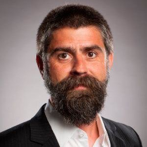 Markus (Maex) Ament, Mitgründer und CEO von Centrifuge, hat mit seinen Geschäftspartnern vor Centrifuge bereits drei Unternehmen (u.a. Taulia) in den Bereichen Enterprise Software und Supply Chain Financing erfolgreich aufgebaut. Markus (Maex) Ament, Mitgründer und CEO von Centrifuge, hat mit seinen Geschäftspartnern vor Centrifuge bereits drei Unternehmen (u.a. Taulia) in den Bereichen Enterprise Software und Supply Chain Financing erfolgreich aufgebaut.