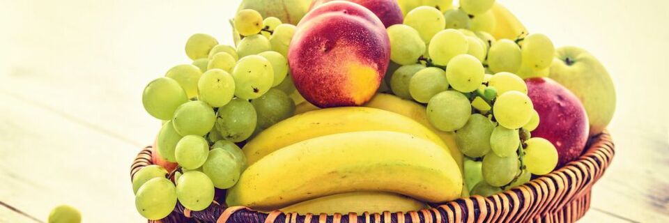 Fast die Hälfte der Unternehmen bietet ihren Mitarbeitern kostenlose Getränke, Snacks oder Obst. Fast die Hälfte der Unternehmen bietet ihren Mitarbeitern kostenlose Getränke, Snacks oder Obst.