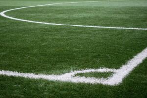 Sowohl im Sport als auch im Unternehmen geht es darum, schnelle Entscheidungen zu treffen und Verantwortung zu übernehmen. Sowohl im Sport als auch im Unternehmen geht es darum, schnelle Entscheidungen zu treffen und Verantwortung zu übernehmen.
