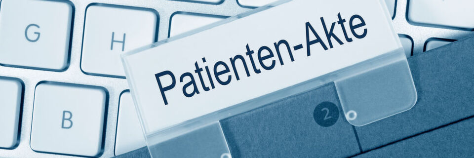 „Versicherte sollen auch auf Tablets und Smartphones auf ihre elektronische Patientenakte zugreifen können“, meint Gesundheitsminister Jens Spahn. „Versicherte sollen auch auf Tablets und Smartphones auf ihre elektronische Patientenakte zugreifen können“, meint Gesundheitsminister Jens Spahn.