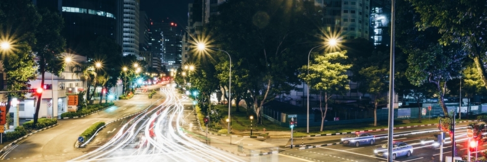 Durch Edge-Technologien entstehen neue Möglichkeiten für IoT-Anwendungen, beispielsweise im Bereich Mobility. Durch Edge-Technologien entstehen neue Möglichkeiten für IoT-Anwendungen, beispielsweise im Bereich Mobility.