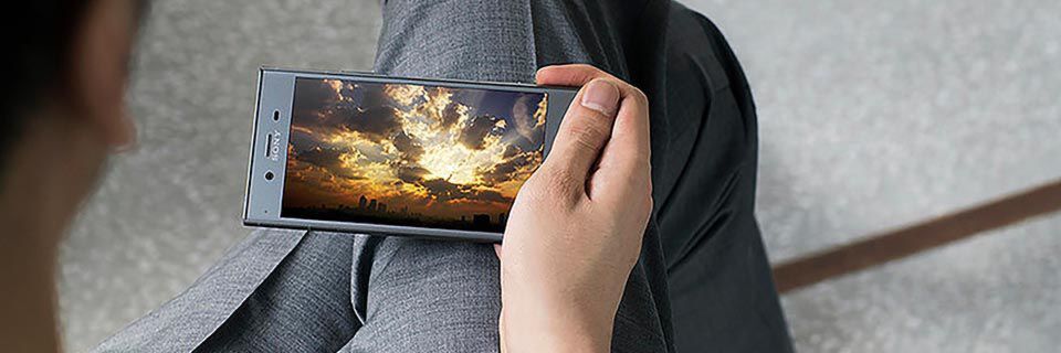 Sony Mobile zufolge ist VXL Fusion UEM eine effektive, ergänzende Lösung für das bestehende Xperia-Smartphone-Portfolio. Sony Mobile zufolge ist VXL Fusion UEM eine effektive, ergänzende Lösung für das bestehende Xperia-Smartphone-Portfolio.