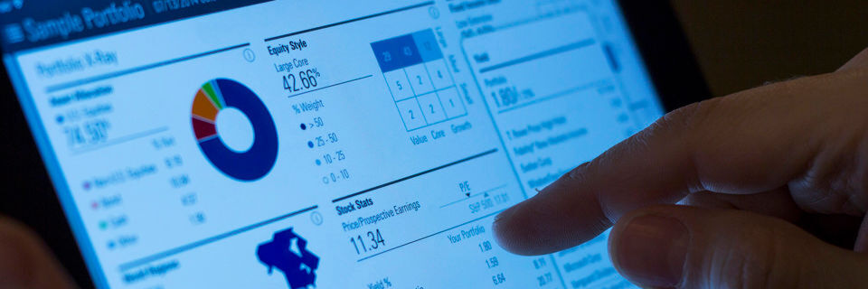 Die Agilität und Ressourcenflexibilität des Cloud Computing hat nun auch die Banken überzeugt. Die Agilität und Ressourcenflexibilität des Cloud Computing hat nun auch die Banken überzeugt.