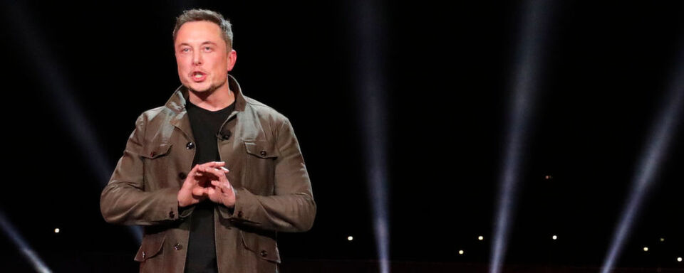 Elon Musk sorgt mal wieder für Aufregung: Musk verkündete in einem überraschenden Tweet, er erwäge Tesla bei einem Aktienkurs von 420 Dollar zu privatisieren – also von der Börse zu nehmen. Elon Musk sorgt mal wieder für Aufregung: Musk verkündete in einem überraschenden Tweet, er erwäge Tesla bei einem Aktienkurs von 420 Dollar zu privatisieren – also von der Börse zu nehmen.