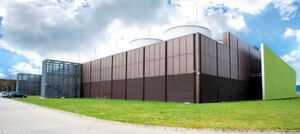 Das „Frankfurter Rechenzentrum 1“ (FDC 1) ist die erste deutsche Niederlassung des Co-Locator Keppel Data Centres (KDC) aus Singapur. Es eröffnete im Juni dieses Jahres. Das „Frankfurter Rechenzentrum 1“ (FDC 1) ist die erste deutsche Niederlassung des Co-Locator Keppel Data Centres (KDC) aus Singapur. Es eröffnete im Juni dieses Jahres.