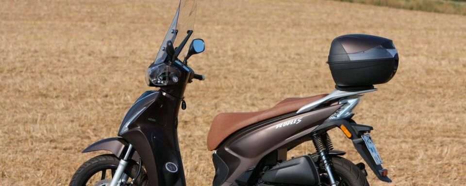 Der Kymco New People S 125i kostet 3.100 Euro. Der Kymco New People S 125i kostet 3.100 Euro.