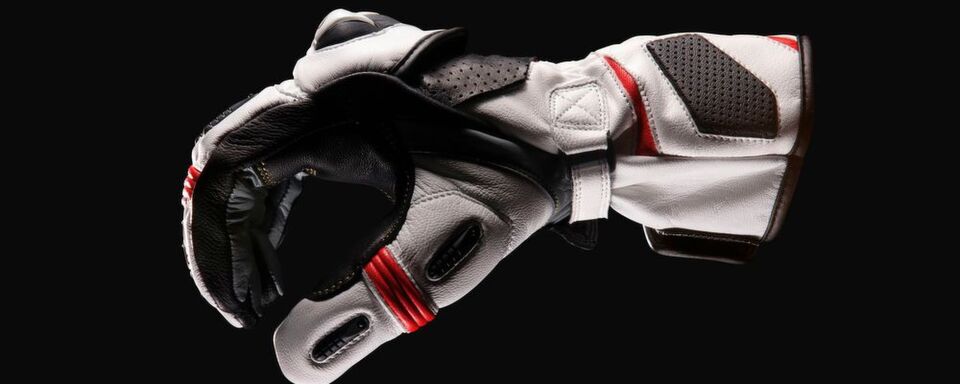 Der neue Handschuh Cay wird in vier Farbausführungen erhältlich sein. Der neue Handschuh Cay wird in vier Farbausführungen erhältlich sein.