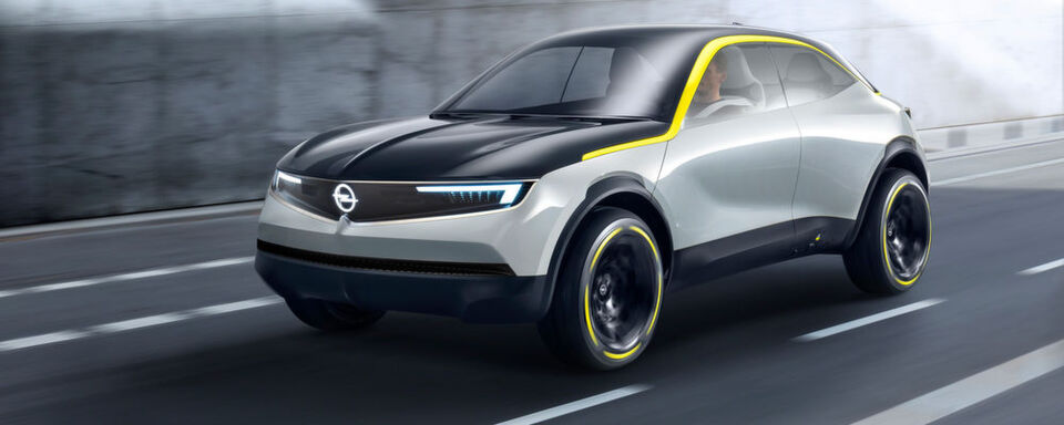 Das elektrische Mini-SUV namens GT X Experimental gibt einen ersten Ausblick auf künftige Opel-Modelle. Das elektrische Mini-SUV namens GT X Experimental gibt einen ersten Ausblick auf künftige Opel-Modelle.