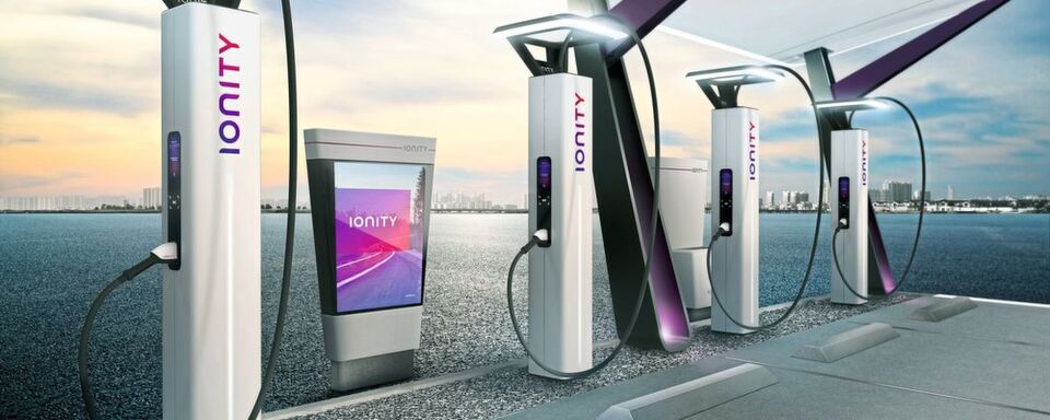 Die deutschen Autohersteller nehmen bei ihren ultraschnellen Ladesäulen keine Rücksicht auf Chademo-Kunden. Die deutschen Autohersteller nehmen bei ihren ultraschnellen Ladesäulen keine Rücksicht auf Chademo-Kunden.