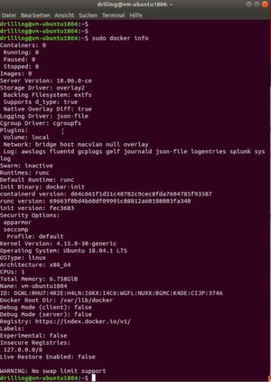 Systemrelevante Informationen liefert uns Docker mit dem sudo-Befehl „docker info“. Systemrelevante Informationen liefert uns Docker mit dem sudo-Befehl „docker info“.