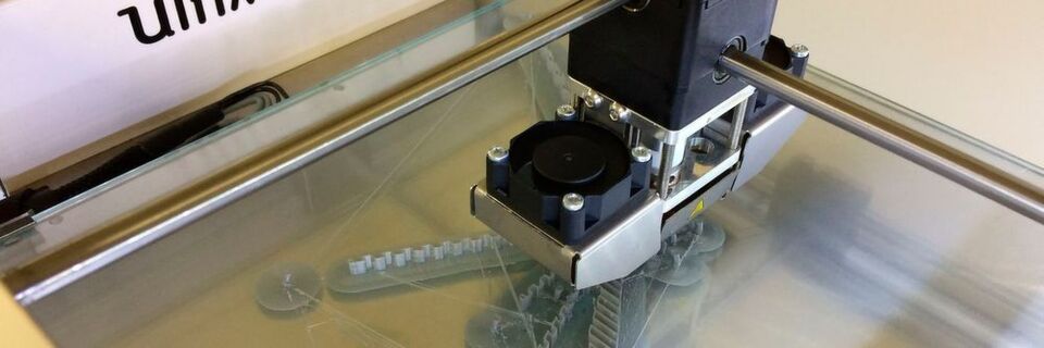 Der 3D-Druck ist auf dem besten Weg, die bestehende Produktionslandschaft grundlegend zu verändern. Der 3D-Druck ist auf dem besten Weg, die bestehende Produktionslandschaft grundlegend zu verändern.