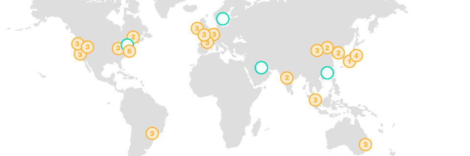 Die AWS Cloud umfasst Stand Ende August 2018 weltweit 55 Availability Zones innerhalb von 18 geografischen Regionen und einer lokalen Region. Ein Rückblick auf 10 Jahre Verfügbarkeitszonen bei AWS. Die AWS Cloud umfasst Stand Ende August 2018 weltweit 55 Availability Zones innerhalb von 18 geografischen Regionen und einer lokalen Region. Ein Rückblick auf 10 Jahre Verfügbarkeitszonen bei AWS.