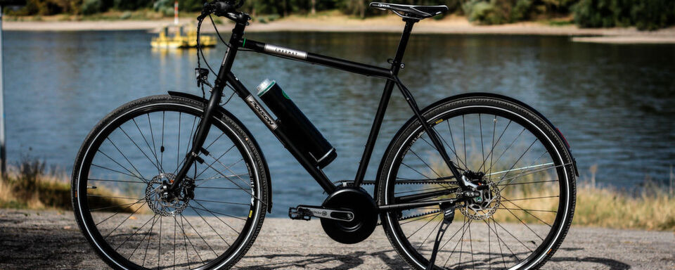 Wäre Ihnen das aufgefallen? Dieses Fahrrad wurde mit Hilfe des Nachrüstsatzes Pendix zum Pedelec aufgepeppt. Wäre Ihnen das aufgefallen? Dieses Fahrrad wurde mit Hilfe des Nachrüstsatzes Pendix zum Pedelec aufgepeppt.
