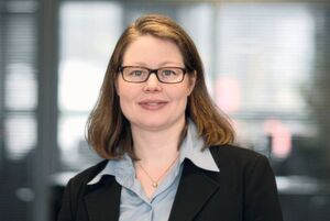 „Eindeutig zu lax unterwegs im Umgang mit Daten sind mir definitiv die Amerikaner und im Speziellen Konzerne wie Facebook“, Kathrin Schäfer, Redakteurin bei Devicemed. „Eindeutig zu lax unterwegs im Umgang mit Daten sind mir definitiv die Amerikaner und im Speziellen Konzerne wie Facebook“, Kathrin Schäfer, Redakteurin bei Devicemed.