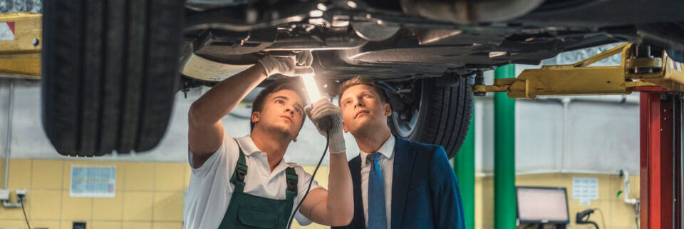 Der Kunde ist König – im Fall der Firma Normfest handelt es sich hierbei um KFZ-Werkstätten. Der Kunde ist König – im Fall der Firma Normfest handelt es sich hierbei um KFZ-Werkstätten.