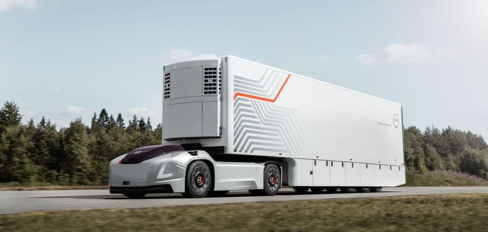 Der Lkw der Zukunft ist ein reines Fahrgestell mit Motor. Ein Fahrerhaus braucht es dann nicht mehr. Der Lkw der Zukunft ist ein reines Fahrgestell mit Motor. Ein Fahrerhaus braucht es dann nicht mehr.