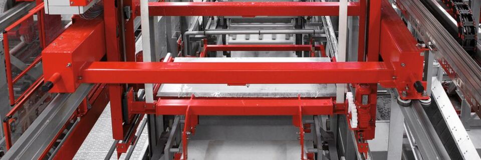 Mit der hauseigenen Beschichtung ist Voss Fluid so erfolgreich, dass die Galvanik zu klein wurde. Mit der hauseigenen Beschichtung ist Voss Fluid so erfolgreich, dass die Galvanik zu klein wurde.